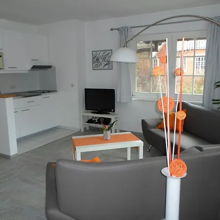 Jan Und Jana * Ahrenshoop